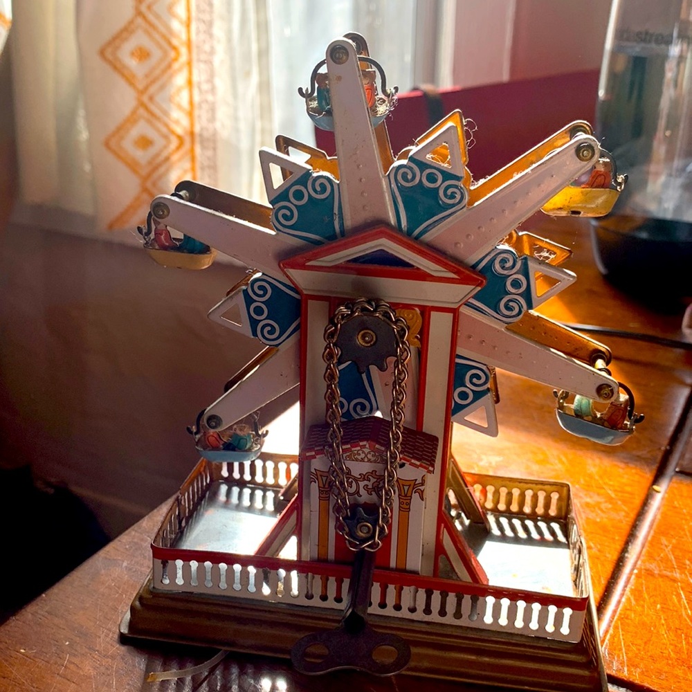 Tin toy Ferris wheel